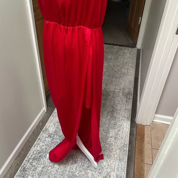 Gryphon red silk dress with short underskirt. Divine - Picture 8 of 8